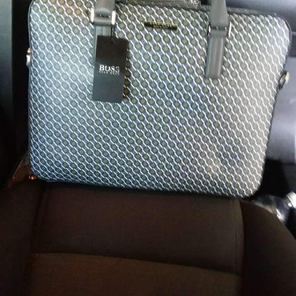 Hugo Boss Laptop Bag - Picture 1 of 4